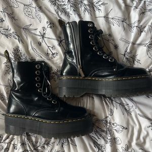 Dr. Martens Jadon Max Platform Boot, Black,